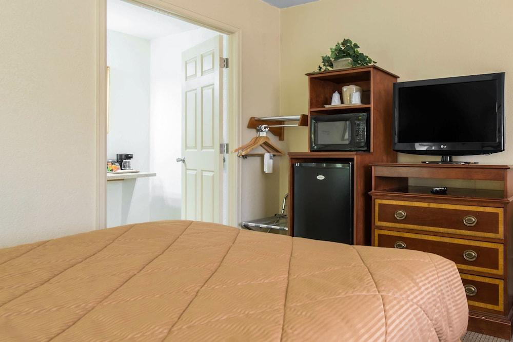 Rodeway Inn Fort Morgan Dış mekan fotoğraf